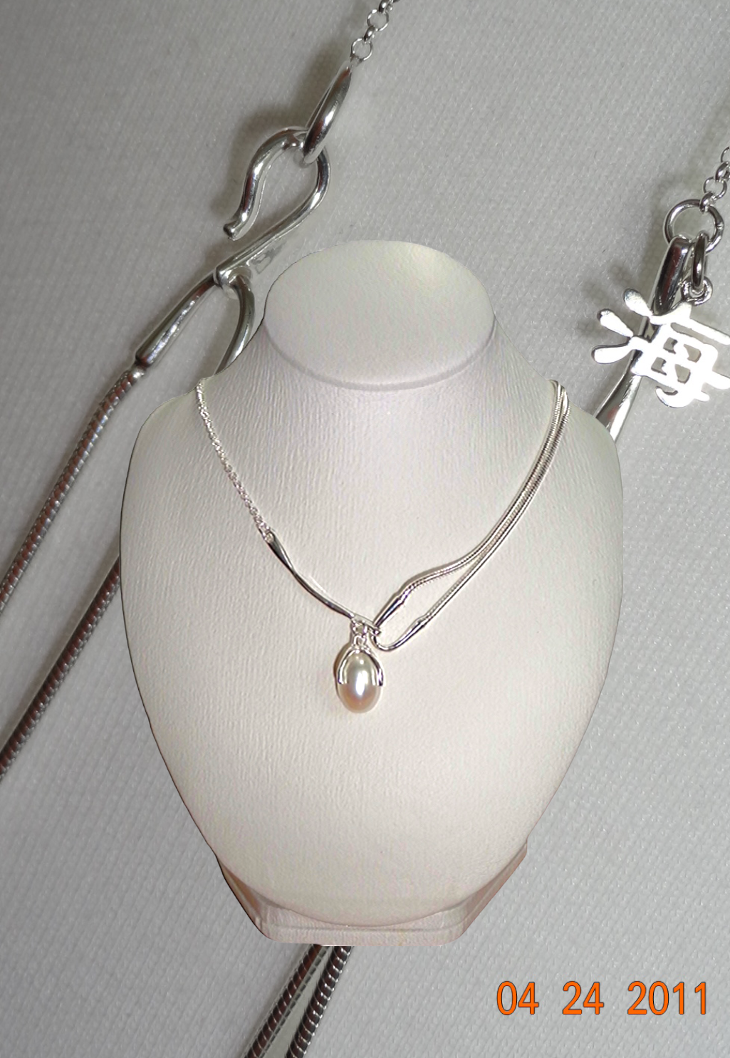 Two chain 海 one pearl necklace